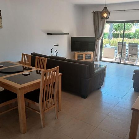 Apt Aurora Lote 80 3 Bedroom ลากอส ภายนอก รูปภาพ